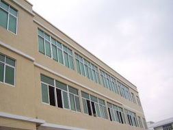 潮安縣東鳳鎮(zhèn)文華塑料電器廠與彩塘中學(xué) 產(chǎn)業(yè)與教育共建的縮影